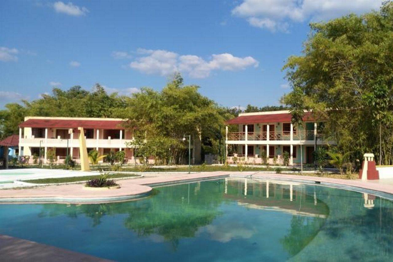 Hotel Debliz Xpujil Εξωτερικό φωτογραφία
